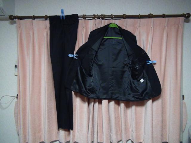 BILTMOREのスーツシングル3ツボタン(黒)新品タグ付き!。 < 男性ファッション BILTMOREのスーツシングル3ツボタン(黒)新品タグ付き!。 < 男性ファッションの