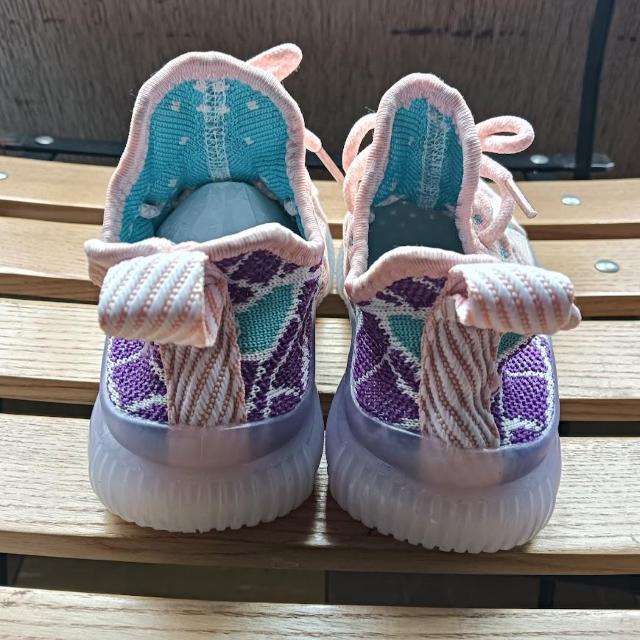 新品 17.5cm スニーカー ピンク 子供靴 キッズ 靴 女の子 28 < キッズ/ベビー  新品 17.5cm スニーカー ピンク 子供靴 キッズ 靴 女の子 28 < キッズ/ベビーの