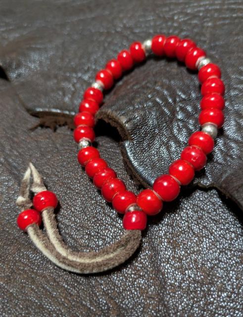 ホワイトハーツ★赤7o★SLV925★鹿革紐★ビーズブレスレット★Sサイズ★新品未着用★送料無料★男女兼用★クーポン < 男性アクセサリー/時計 ホワイトハーツ★赤7o★SLV925★鹿革紐★ビーズブレスレット★Sサイズ★新品未着用★送料無料★男女兼用★クーポン < 男性アクセサリー/時計の