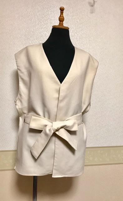 ウエストリボン ベスト ベージュ < 女性ファッション ウエストリボン ベスト ベージュ < 女性ファッションの