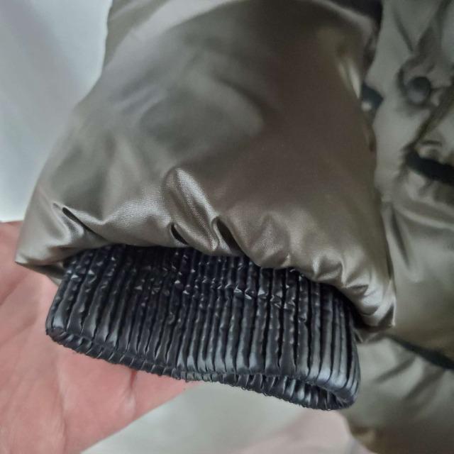 ݁490gIyI_E90II_ER[g/WPbgM-S  t@bV 