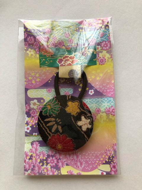 ハンドメイド ヘアゴム 特大 くるみボタン 和柄 古典 < 女性ファッション  ハンドメイド ヘアゴム 特大 くるみボタン 和柄 古典  < 女性ファッションの