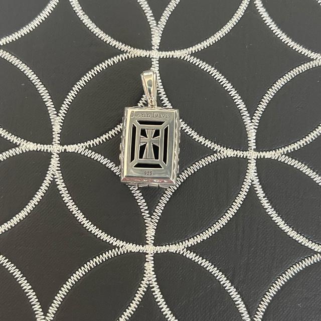 新品◆JUSTIN DAVIS◆FATIMA PENDANT◆クロスペンダント◆定価78,100円◆ < ブランド  新品◆JUSTIN DAVIS◆FATIMA PENDANT◆クロスペンダント◆定価78,100円◆ < ブランドの