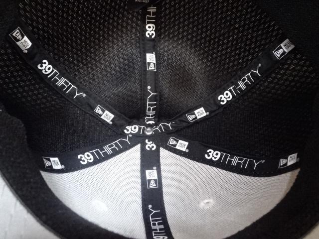 ニューエラ【NEWERA】【39THIRTY】 MLB ピッツバーグ パイレーツ ロゴ刺繍入り キャップ < 男性ファッション  ニューエラ【NEWERA】【39THIRTY】 MLB ピッツバーグ パイレーツ ロゴ刺繍入り キャップ < 男性ファッションの