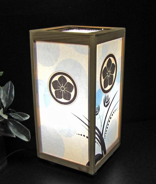 ★家紋の宿り木/森羅万象=「丸に銀杏」(家紋変更可)/至福の明り/LED昼白色・ラミネート加工・檜枠造・軽量/ < 家電/AV  ★家紋の宿り木/森羅万象=「丸に銀杏」(家紋変更可)/至福の明り/LED昼白色・ラミネート加工・檜枠造・軽量/ < 家電/AVの