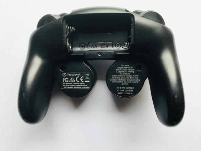 ポケモン ブラッキー エディション ワイヤレス ゲームキューブ GC型 コントローラー Nintendo Switch < ゲーム本体/ソフト ポケモン ブラッキー エディション ワイヤレス ゲームキューブ GC型 コントローラー Nintendo Switch < ゲーム本体/ソフトの