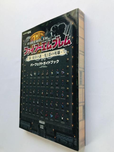 ファイアーエムブレム 新・紋章の謎 光と影の英雄 パーフェクトガイドブック 攻略本 初版 Fire Emblem Guide DS < ゲーム本体/ソフト ファイアーエムブレム 新・紋章の謎 光と影の英雄 パーフェクトガイドブック 攻略本 初版 Fire Emblem Guide DS < ゲーム本体/ソフトの