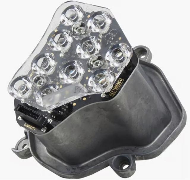 󏭁 [E] BMW wbhCg LED ECJ[W[ F10/F11 EBJ[ 63117271902  /oCN