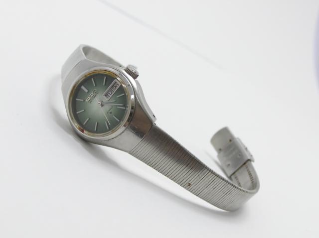 SEIKO AUTOMATIC 21JEWELS デイデイト 腕時計 !。 < ブランド SEIKO AUTOMATIC 21JEWELS デイデイト 腕時計 !。 < ブランドの