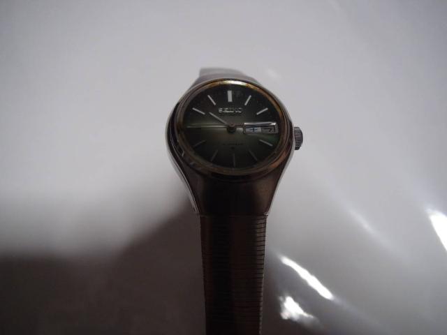 SEIKO AUTOMATIC 21JEWELS デイデイト 腕時計 !。 < ブランド SEIKO AUTOMATIC 21JEWELS デイデイト 腕時計 !。 < ブランドの