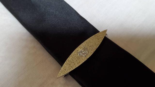 正規 ヴェルサーチ ゴシックアート リーフネクタイピン リフレクションタイピン メデューサロゴタイバー < ブランド 正規 ヴェルサーチ ゴシックアート リーフネクタイピン リフレクションタイピン メデューサロゴタイバー < ブランドの