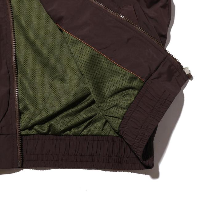 新品 ATMOS取扱い FILA フィラ ウィンドアップ プルオーバ― ナイロン ジャケット M WIND-UP jacket < ブランド  新品 ATMOS取扱い FILA フィラ ウィンドアップ プルオーバ― ナイロン ジャケット M WIND-UP jacket < ブランドの