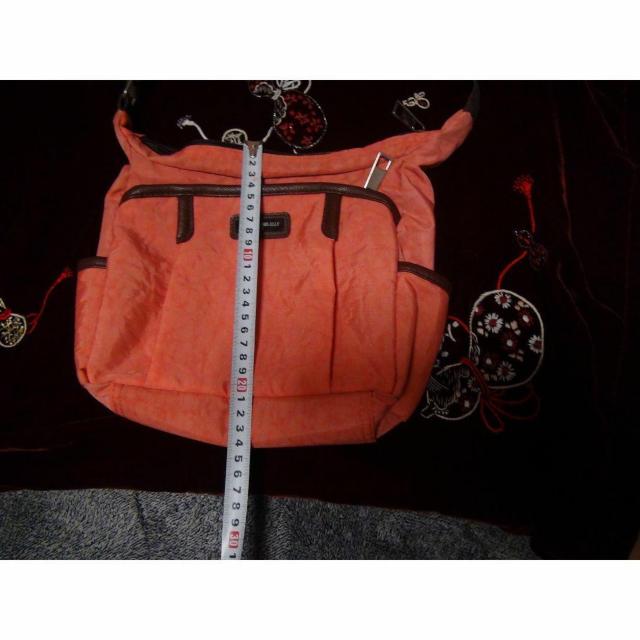 VIANTINO VMILELLY ITALYショルダーバッグ !。 < 女性ファッション  VIANTINO VMILELLY ITALYショルダーバッグ !。 < 女性ファッションの