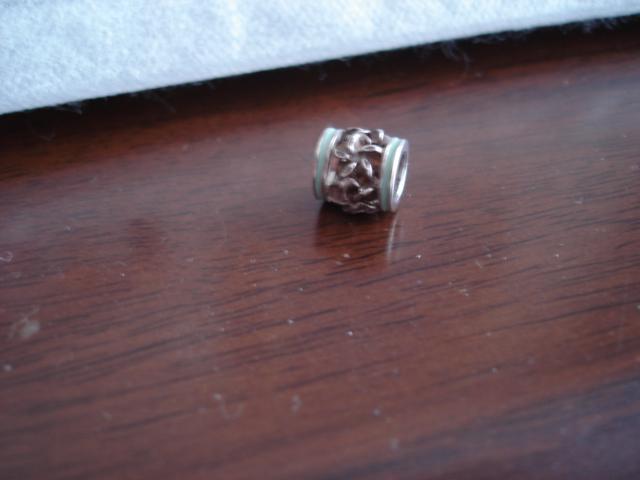 ★プルメリアデザイン ペンダントトップ ハワイアンジュエリー★使用2・3度!値下げ!処分価格! < 女性アクセサリー/時計  ★プルメリアデザイン ペンダントトップ ハワイアンジュエリー★使用2・3度!値下げ!処分価格! < 女性アクセサリー/時計の