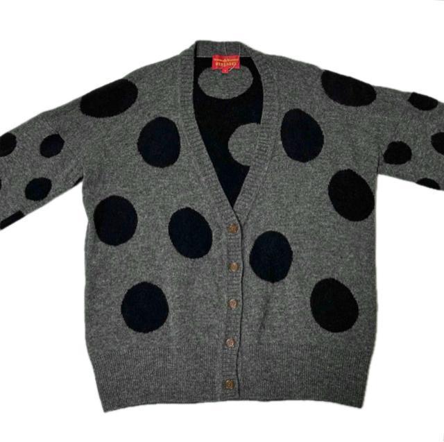 ヴィヴィアンウエストウッド レッドレーベル ドット柄 カーディガン 3 < ブランド ヴィヴィアンウエストウッド レッドレーベル ドット柄 カーディガン 3 < ブランドの