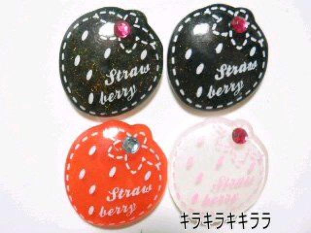 《New》<スイーツ>デコパーツ★ストーン付*ストロベリー【3色=4個セット】 < 香水/コスメ/ネイル 《New》<スイーツ>デコパーツ★ストーン付*ストロベリー【3色=4個セット】 < 香水/コスメ/ネイルの
