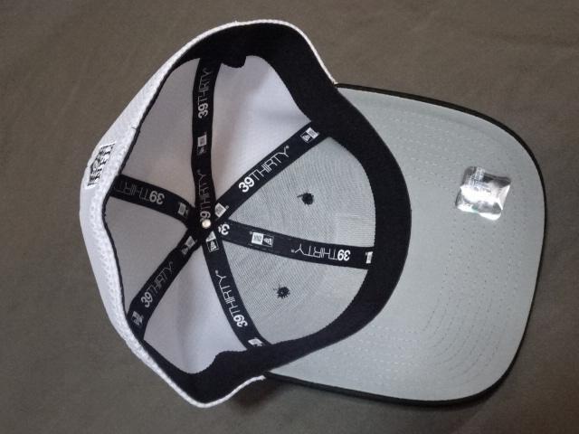 【NEWERA】【39THIRTY】 NFL ラスベガス レイダース ロゴ刺繍入り メッシュキャップ < 男性ファッション  【NEWERA】【39THIRTY】 NFL ラスベガス レイダース ロゴ刺繍入り メッシュキャップ < 男性ファッションの