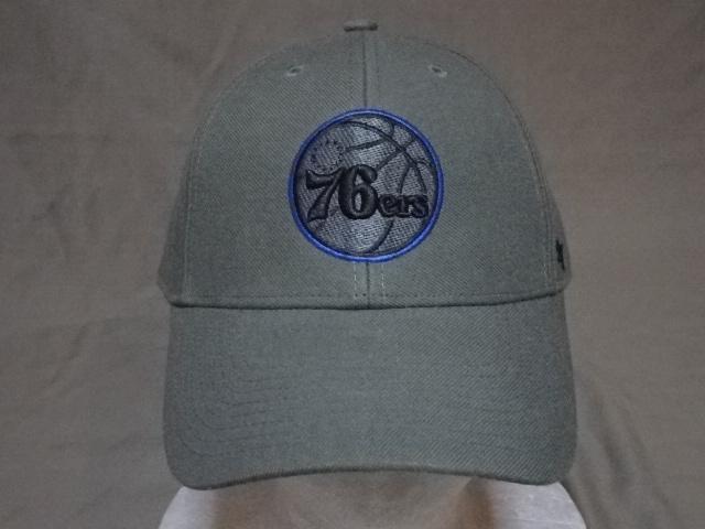 【47BRAND】 NBA フィラデルフィア セブンティシクサーズ ロゴ刺繍入り キャップ < 男性ファッション  【47BRAND】 NBA フィラデルフィア セブンティシクサーズ ロゴ刺繍入り キャップ  < 男性ファッションの