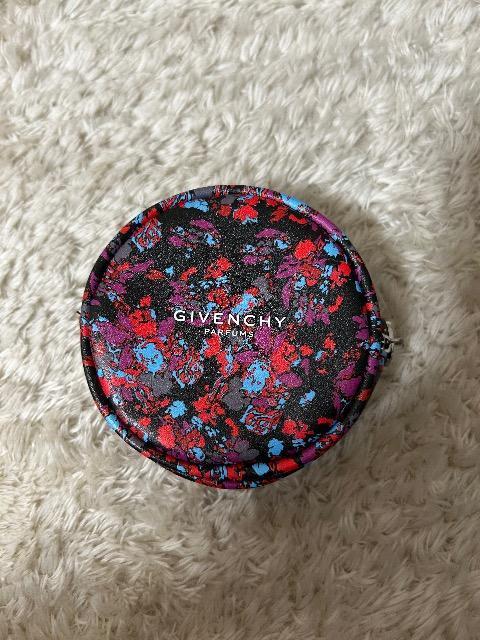 ViCOLORSV_[obN& GIVENCHY~j|[`