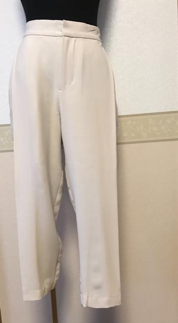 FREE'S未使用 サイドタックパンツ アイボリー < 女性ファッション  FREE'S未使用 サイドタックパンツ アイボリー  < 女性ファッションの