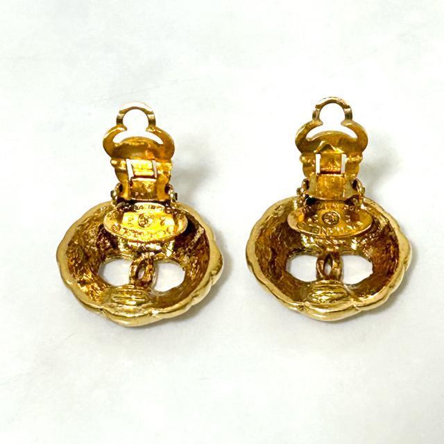 希少 CHANEL シャネル ココマーク ゴールド ヴィンテージ イヤリング < ブランド  希少 CHANEL シャネル ココマーク ゴールド ヴィンテージ イヤリング < ブランドの