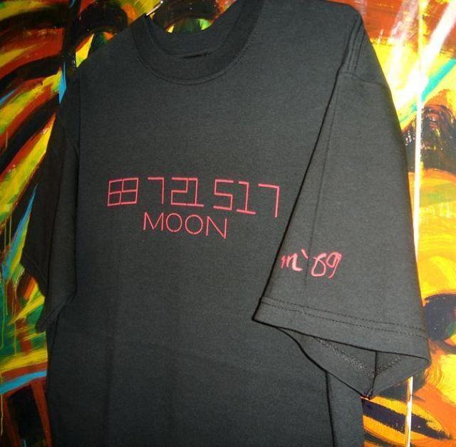 M-69 オリジナル 69 7 21 5:17 月と人類の出逢い Tシャツ < 男性ファッション M-69 オリジナル 69 7 21 5:17 月と人類の出逢い Tシャツ < 男性ファッションの