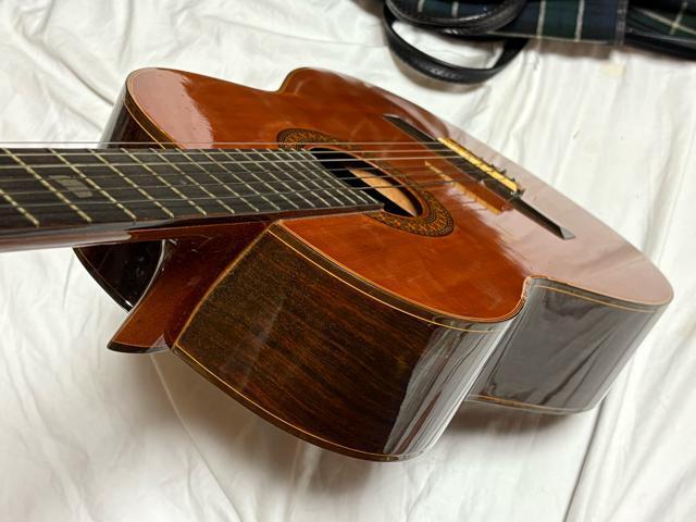 ゼンオン Abe Gut Guitar モデル520 ケース付1933-05-1 < ホビー  ゼンオン Abe Gut Guitar モデル520 ケース付1933-05-1 < ホビーの