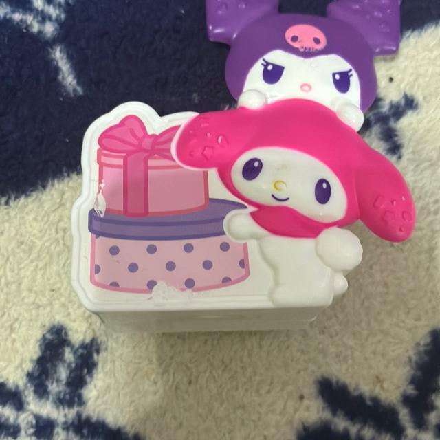 おもちゃ < おもちゃ おもちゃ < おもちゃの