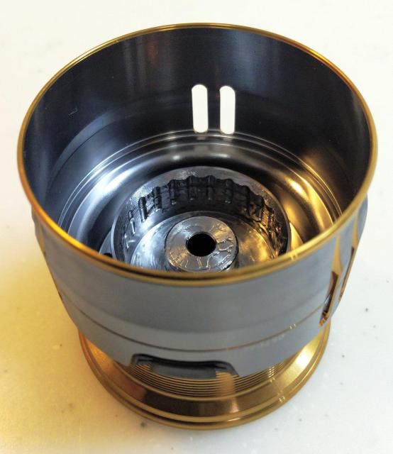 DAIWA ダイワ フリームス FREAMS LT1000S LT2000S ヘッシホッグベアリング 替スプール付 < レジャー/スポーツ  DAIWA ダイワ フリームス FREAMS LT1000S LT2000S ヘッシホッグベアリング 替スプール付 < レジャー/スポーツの