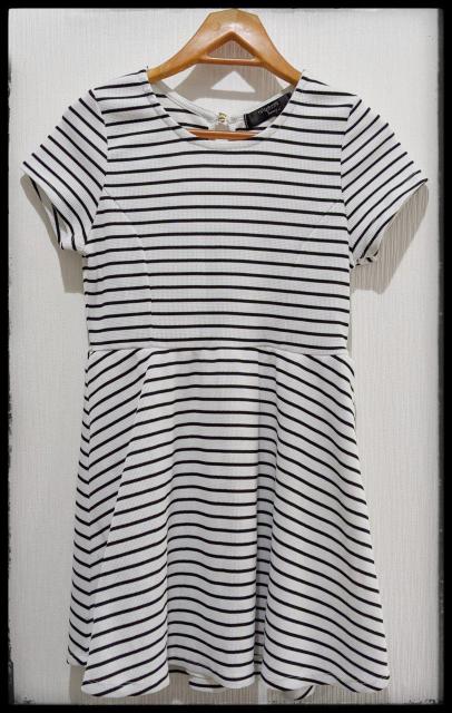 ★HUDSON HONEY★ハドソンハニー★ひざ丈ワンピース★ボーダー★Mサイズ★Tシャツ★半袖★まとめ買い歓迎★トップス★ < ブランド  ★HUDSON HONEY★ハドソンハニー★ひざ丈ワンピース★ボーダー★Mサイズ★Tシャツ★半袖★まとめ買い歓迎★トップス★ < ブランドの