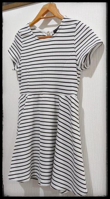 ★HUDSON HONEY★ハドソンハニー★ひざ丈ワンピース★ボーダー★Mサイズ★Tシャツ★半袖★まとめ買い歓迎★トップス★ < ブランド  ★HUDSON HONEY★ハドソンハニー★ひざ丈ワンピース★ボーダー★Mサイズ★Tシャツ★半袖★まとめ買い歓迎★トップス★ < ブランドの