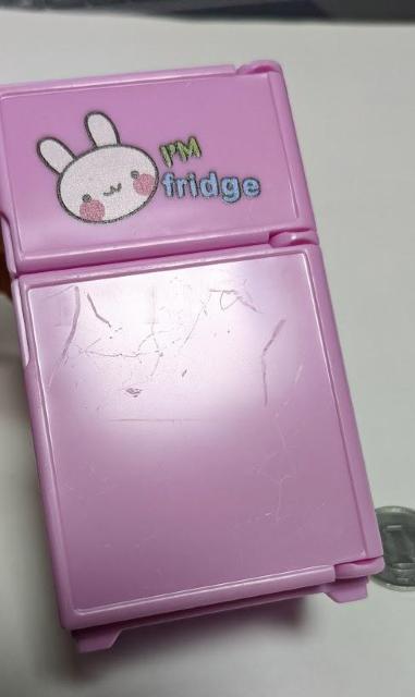 ミニチュア★冷蔵庫A★2ドア★訳あり★うさぎちゃん★ピンク★リカちゃんやシルバニアに★ドールハウスに★無地のホワイトもございます★ < おもちゃ  ミニチュア★冷蔵庫A★2ドア★訳あり★うさぎちゃん★ピンク★リカちゃんやシルバニアに★ドールハウスに★無地のホワイトもございます★ < おもちゃの