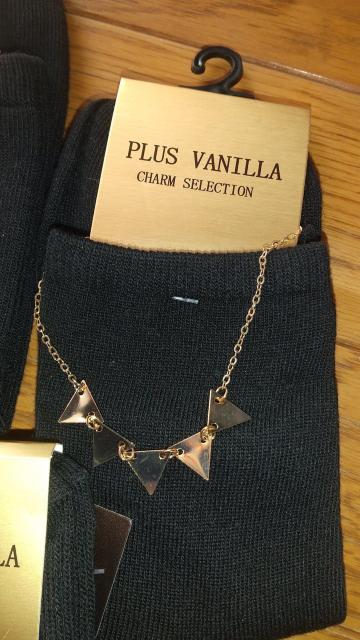 女性23ー25サイズ!3足セット!アンクレット付き!ブラック色合い!ソックス!アンクレット取り外し可!使いまわし出来ます!新品! < 女性ファッション  女性23ー25サイズ!3足セット!アンクレット付き!ブラック色合い!ソックス!アンクレット取り外し可!使いまわし出来ます!新品! < 女性ファッションの