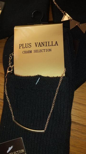 女性23ー25サイズ!3足セット!アンクレット付き!ブラック色合い!ソックス!アンクレット取り外し可!使いまわし出来ます!新品! < 女性ファッション  女性23ー25サイズ!3足セット!アンクレット付き!ブラック色合い!ソックス!アンクレット取り外し可!使いまわし出来ます!新品! < 女性ファッションの