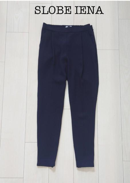 SLOBE IENA スラックスパンツ ネイビー サイズ36 < ブランド  SLOBE IENA スラックスパンツ ネイビー サイズ36  < ブランドの