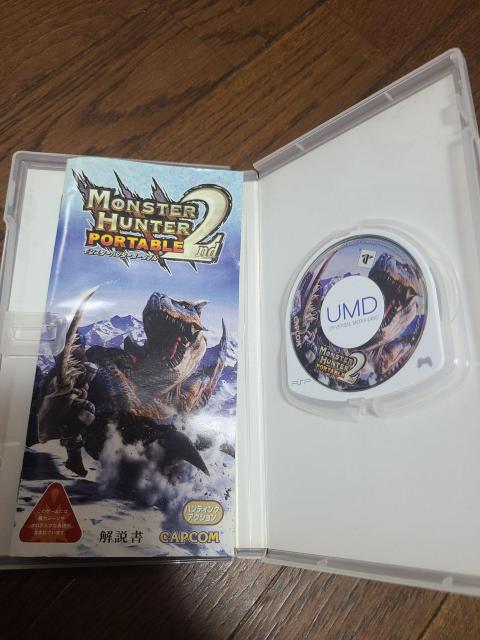 モンスターハンターポータブル 3本セット < ゲーム本体/ソフト モンスターハンターポータブル 3本セット < ゲーム本体/ソフトの