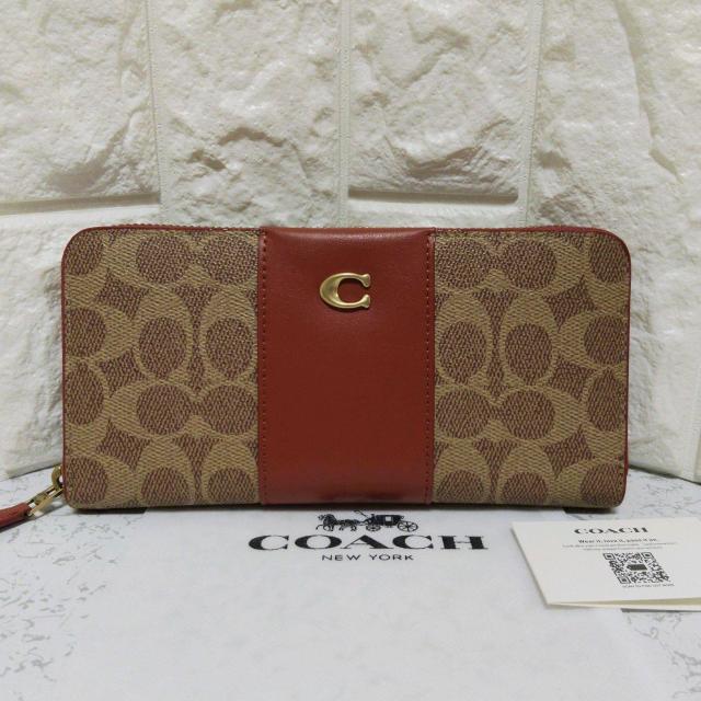 �V�iCOACH�@�����z�@�G�b�Z���V�����X�����A�R�[�f�B�I���W�b�v�E�H���b�g�E�V�O�l�`���[�L�����o�X  �� �u�����h�� 