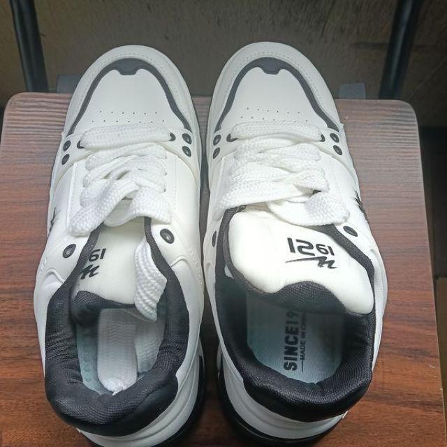 �V�i 26cm �����Y �X�j�[�J�[ �z���C�g �V���[�Y �C ���i�� �� �j���t�@�b�V������ 