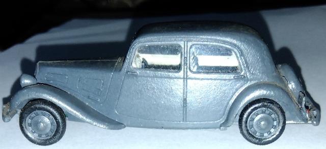 タミヤ1/48シトロエン11CVスタッフカー(ロシア戦線)完成品 < ホビー  タミヤ1/48シトロエン11CVスタッフカー(ロシア戦線)完成品 < ホビーの