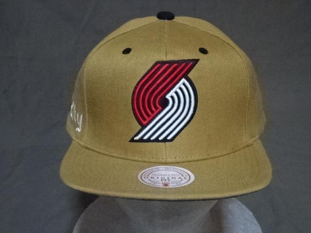 USA購入【Mitchell & Ness】 NBAブレイザーズ【RIP CITY】 ロゴ刺繍入り キャップ < 男性ファッション  USA購入【Mitchell & Ness】 NBAブレイザーズ【RIP CITY】 ロゴ刺繍入り キャップ  < 男性ファッションの