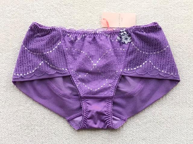 Triumph AMOSTYLE ショーツ Mサイズ ヒップハング パワーネット 2枚セット < 女性ファッション Triumph AMOSTYLE ショーツ Mサイズ ヒップハング パワーネット 2枚セット < 女性ファッションの