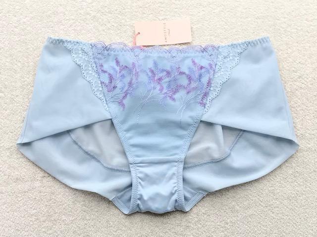 Triumph AMOSTYLE ショーツ Mサイズ ヒップハング パワーネット 2枚セット < 女性ファッション Triumph AMOSTYLE ショーツ Mサイズ ヒップハング パワーネット 2枚セット < 女性ファッションの