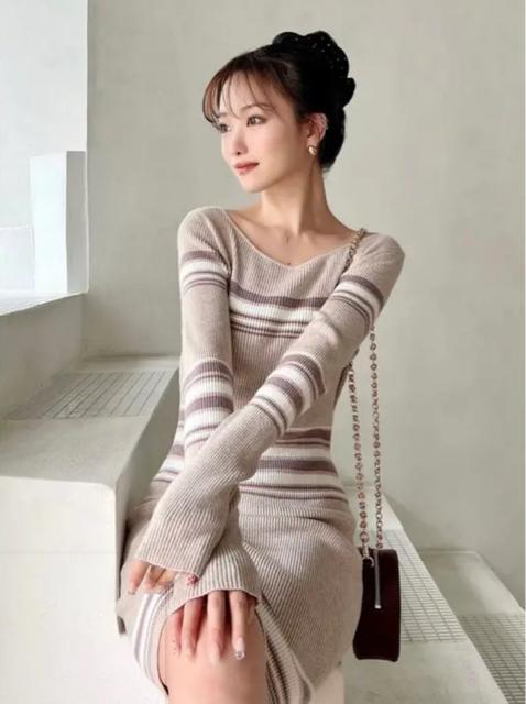 リゼクシー リブニット ワンピース < 女性ファッション リゼクシー リブニット ワンピース < 女性ファッションの