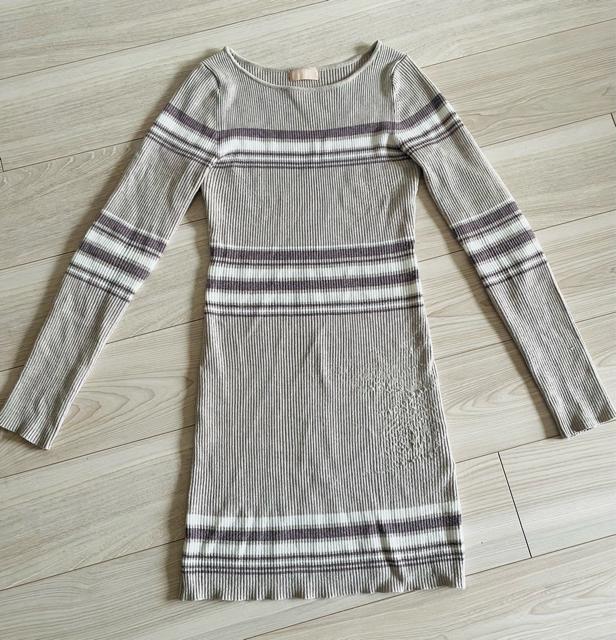 リゼクシー リブニット ワンピース < 女性ファッション リゼクシー リブニット ワンピース < 女性ファッションの