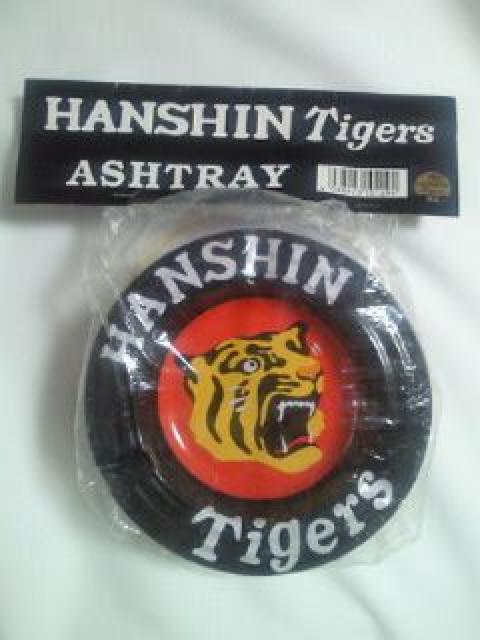 プロ野球 阪神タイガース 球団 マーク 灰皿 小物入れ 3個セット < レジャー/スポーツ  プロ野球 阪神タイガース 球団 マーク 灰皿 小物入れ 3個セット < レジャー/スポーツの
