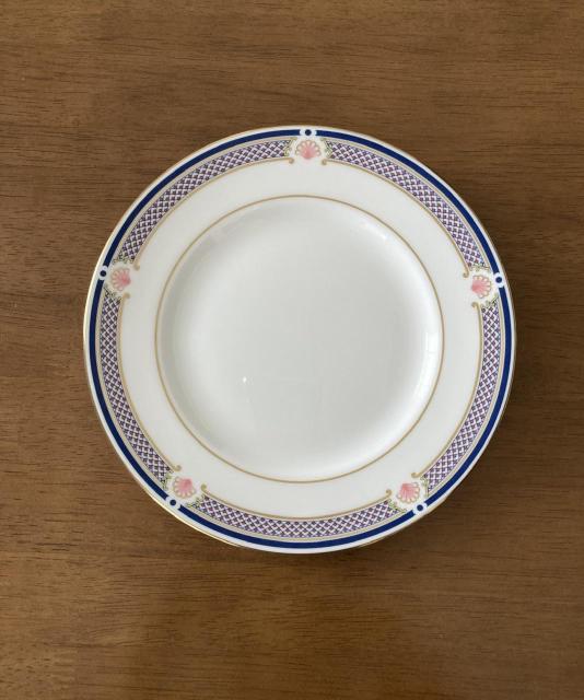 ウェッジウッドWEDGWOOD♪18cmプレート2枚セット☆used美品 < インテリア/ライフ  ウェッジウッドWEDGWOOD♪18cmプレート2枚セット☆used美品 < インテリア/ライフの