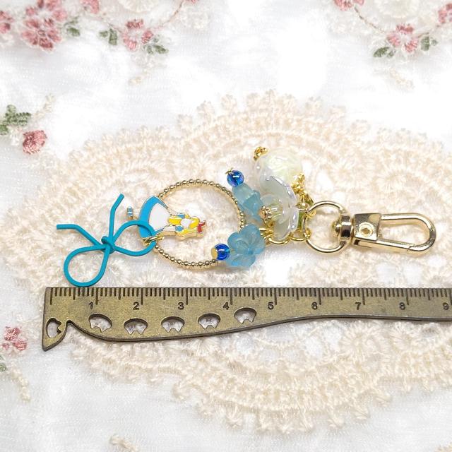 ハンドメイド☆キーホルダー☆アリス < 女性ファッション  ハンドメイド☆キーホルダー☆アリス < 女性ファッションの