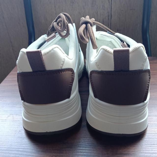 新品 25cm レディース スニーカー ホワイト シューズ 靴 カジュアル < 女性ファッション 新品 25cm レディース スニーカー ホワイト シューズ 靴 カジュアル < 女性ファッションの