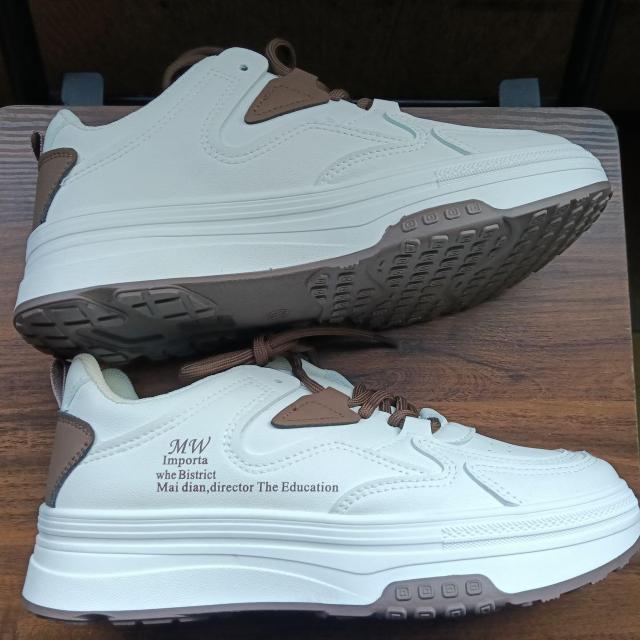 新品 25cm レディース スニーカー ホワイト シューズ 靴 カジュアル < 女性ファッション 新品 25cm レディース スニーカー ホワイト シューズ 靴 カジュアル < 女性ファッションの