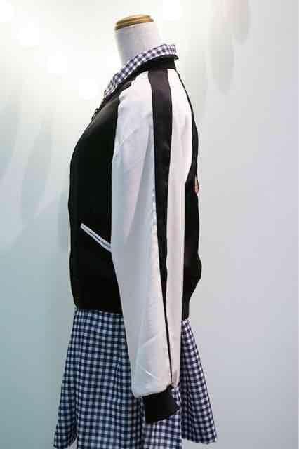 rosemarieseoir・背中ネコ刺繍サテンスカジャン。ブラック < ブランド rosemarieseoir・背中ネコ刺繍サテンスカジャン。ブラック < ブランドの